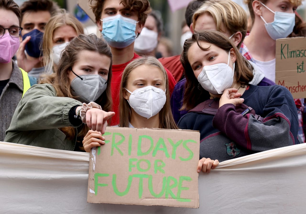 Ribuan Orang Gabung dalam Aksi Global Climate Strike di Seluruh Dunia
