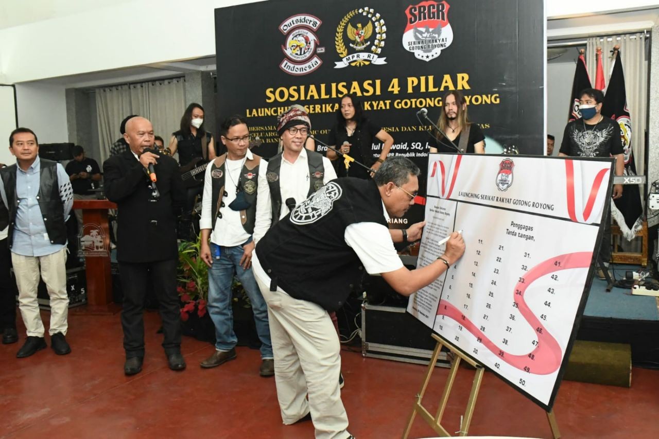 Serikat Rakyat Gotong Royong Kobarkan Semangat Bandung Lautan Api