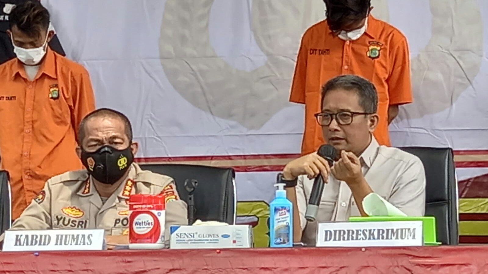 Polisi Tegaskan Alex Bukanlah Seorang Ustaz, Melainkan Paranormal
