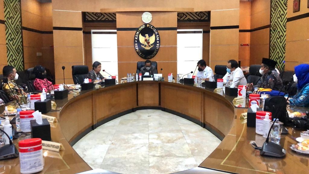 Perjuangkan Syaikhona Cholil Jadi Pahlawan Nasional, NasDem Temui Menkopolhukam