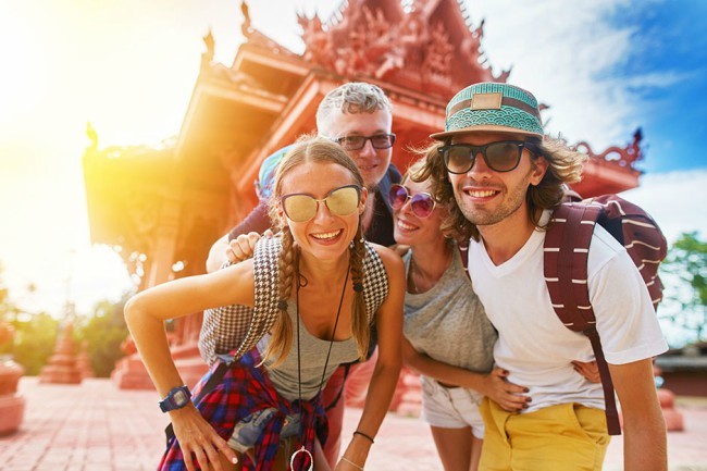 Tips Liburan Anti Gagal Bareng Sahabat
