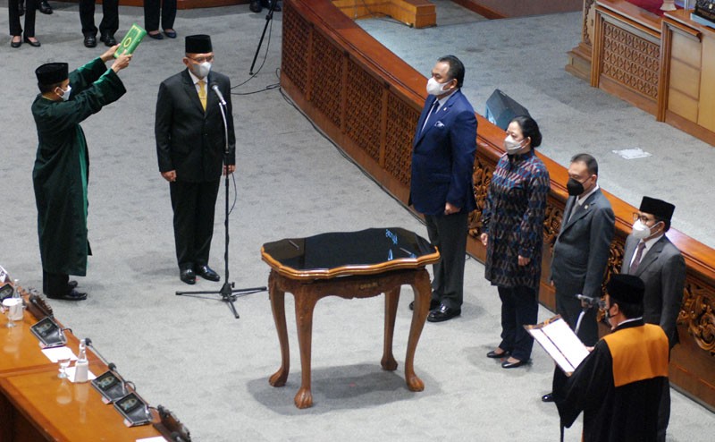 Lodewijk F Paulus Dilantik Gantikan Azis Syamsudin