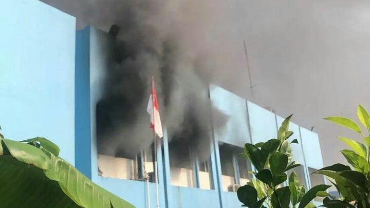 Kebakaran Gardu Listrik di Kebon Jeruk, Ribuan Rumah dan Lampu Jalan Alami Gangguan