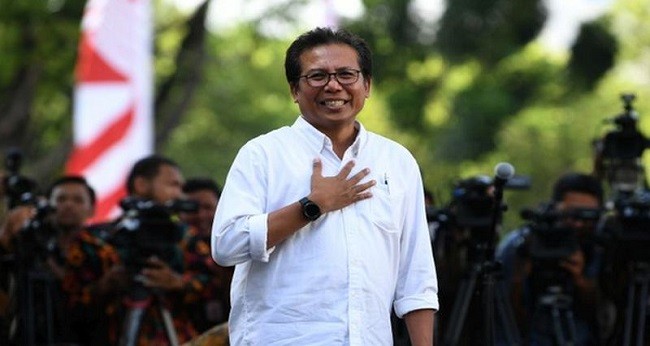 Hari Ini, Jokowi Bakal Lantik Fadjroel Rachman Jadi Dubes Kazakhstan dan Rosan Dubes AS