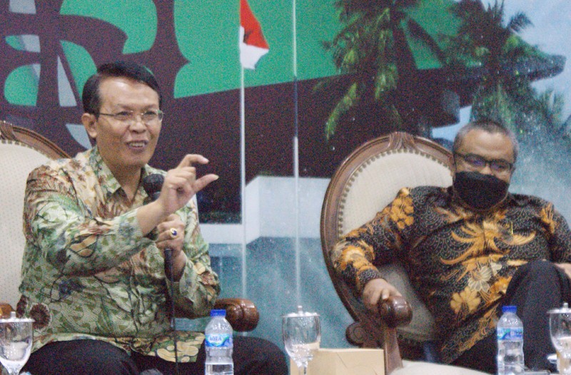 Forum Legislasi "Menyoal Aturan Penumpang Pesawat Wajib PCR"