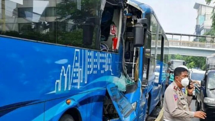 Saat Tabrak Bus di Depannya, TransJakarta di Cawang Berkecepatan Hampir 60 KM perjam