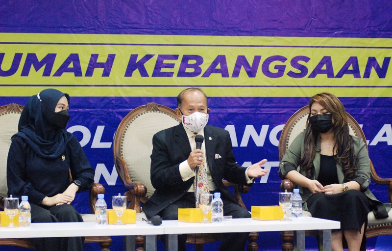Masa Depan Bangsa  Ada Di  Tangan Kaum Muda
