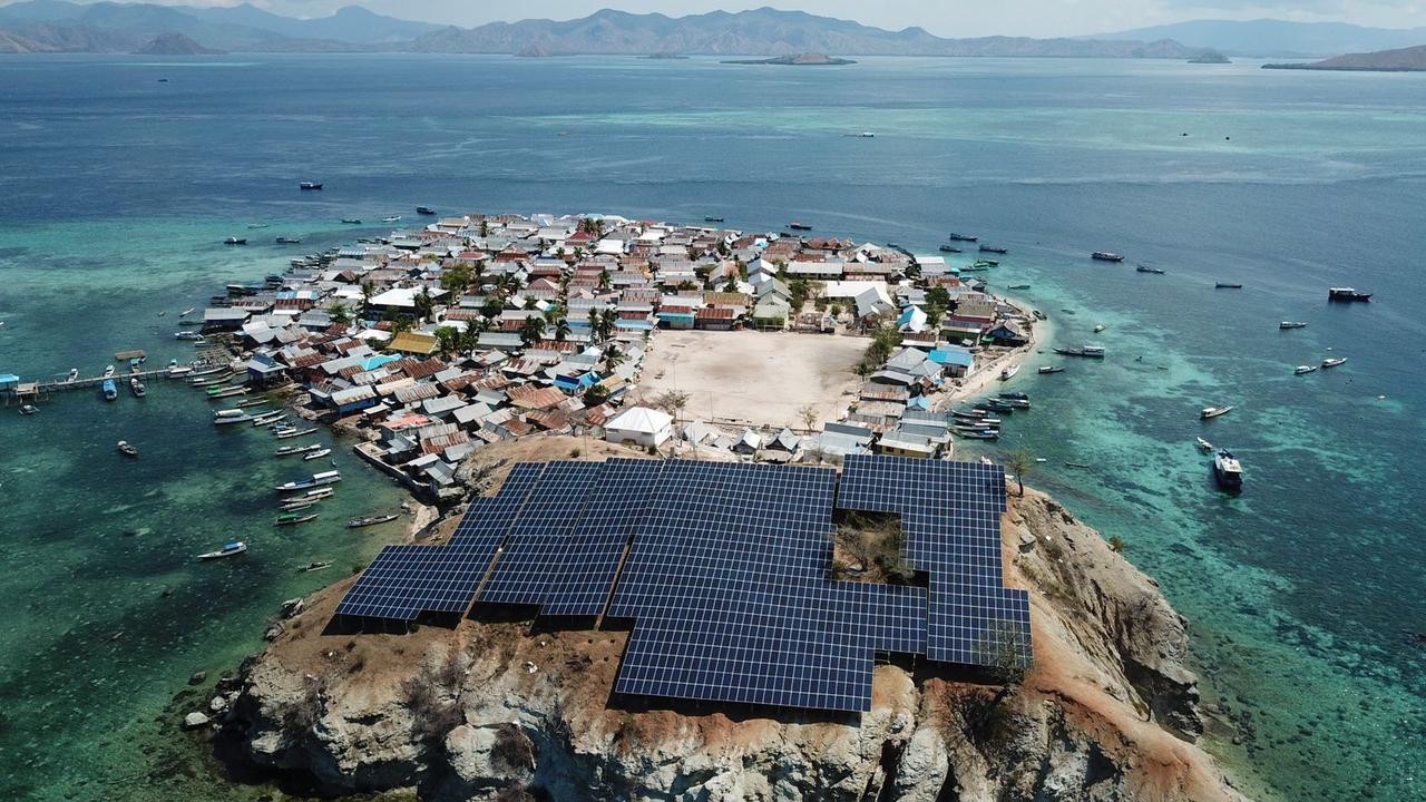 Pelaksanaan Energi Hijau PLN Diharapkan Tak Menghasilkan Harga Listrik Makin Mahal 