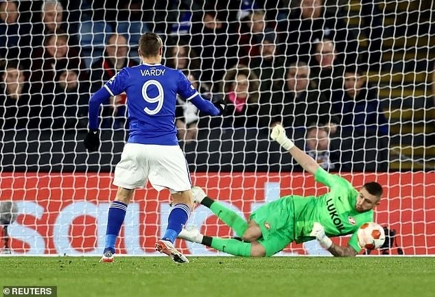 Skor Leicester vs Spartak Moscow 1-1, Jamie Vardy Sia-siakan Kesempatan Penalti