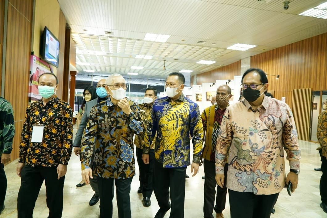 Internalisasi Pancasila dalam Sistem Hukum Indonesia Dinilai Sebuah Keniscayaan