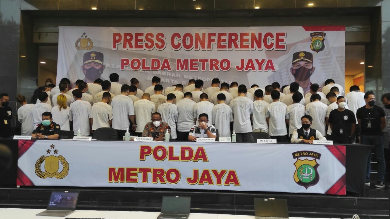 Peras Korban dengan Ancaman Sebar Foto Bugil, 48 WN China dan Vietnam Ditangkap
