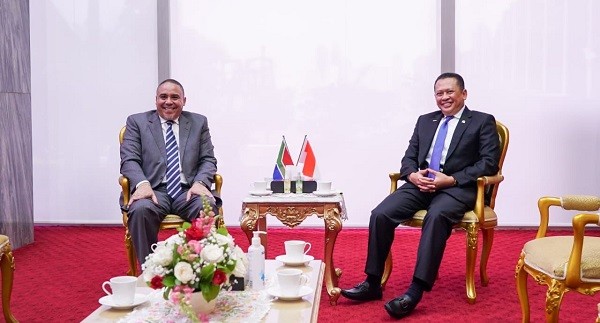 Terima Duta Besar Afrika Selatan untuk Indonesia, Bamsoet Dorong Kerjasama Pengembangan PLTN di Indonesia