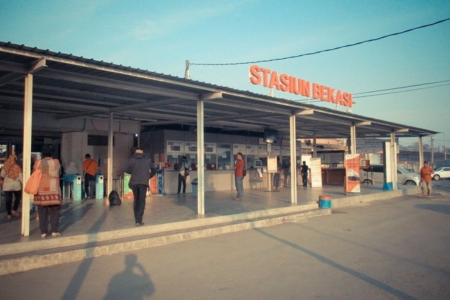 Akses Keluar-Masuk Bagi Pengguna KRL di Stasiun Bekasi Berubah Mulai Minggu
