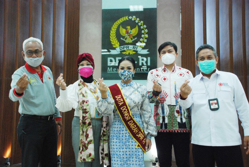 Kris Dayanti Dinobatkan Sebagai Duta Donor Darah