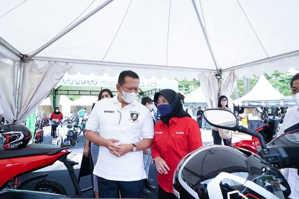 Bamsoet Buka Indonesia Automodified x IIMS Motobike Show 2021