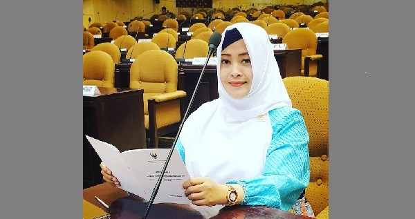MK Minta UU Cipta Kerja Diperbaiki, Fahira Idris: Buka Partisipasi Publik Seluas-luasnya dan Kedepankan Prinsip Keterbukaan