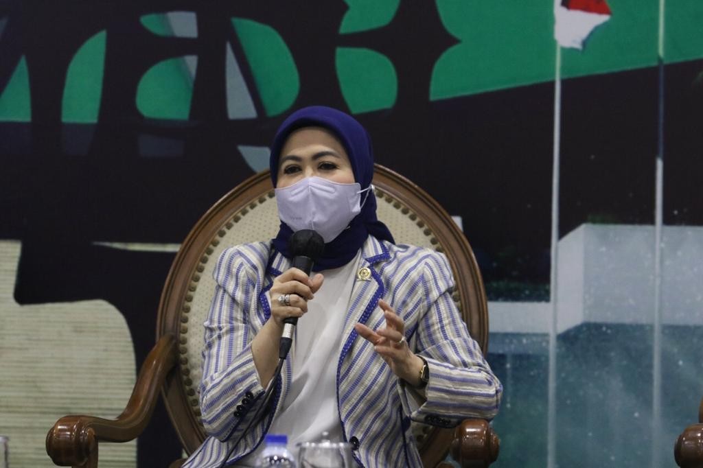 Intan Fauzi Sabet Penghargaan KWP Award 2021 Sebagai Legislator Media Darling