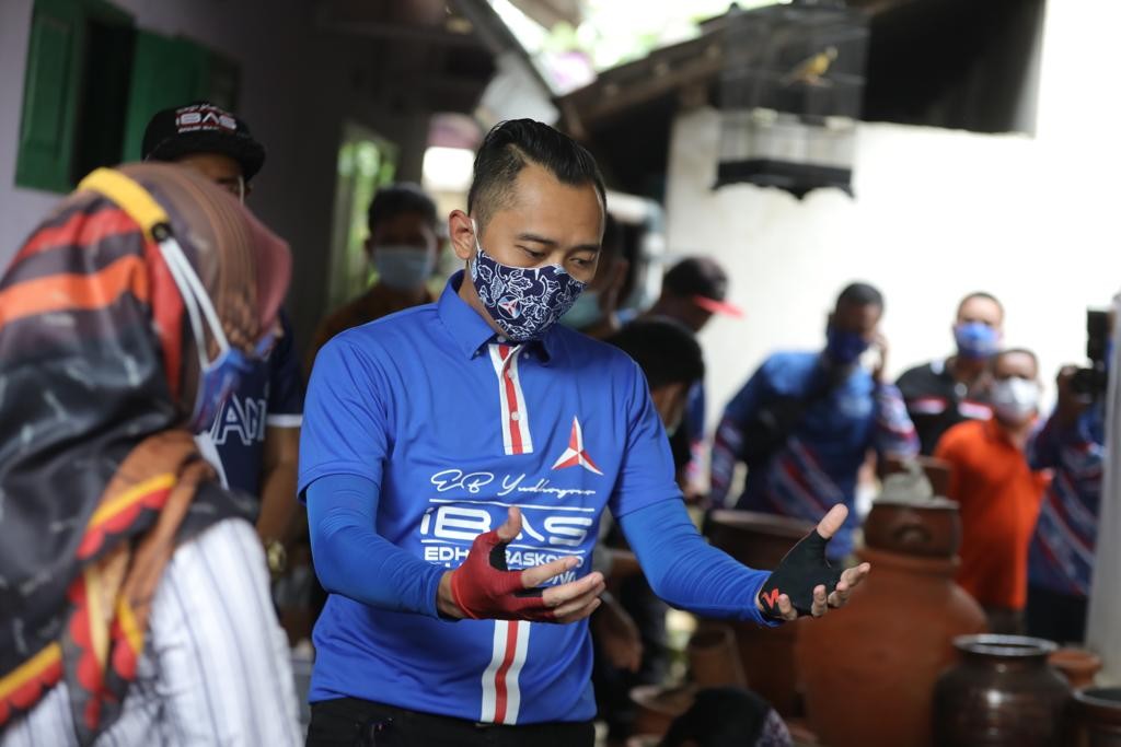 Ibas Sukses Raih Penghargaan Legislator Teraspiratif di Ajang KWP Award 2021