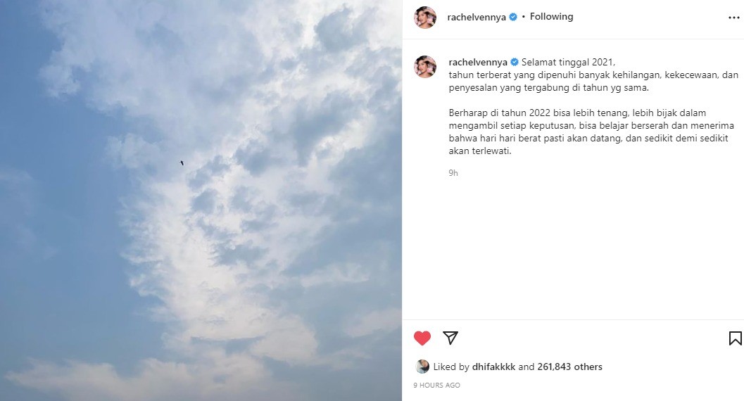 Unggah Foto Langit, Rachel Vennya: Selamat Tinggal 2021