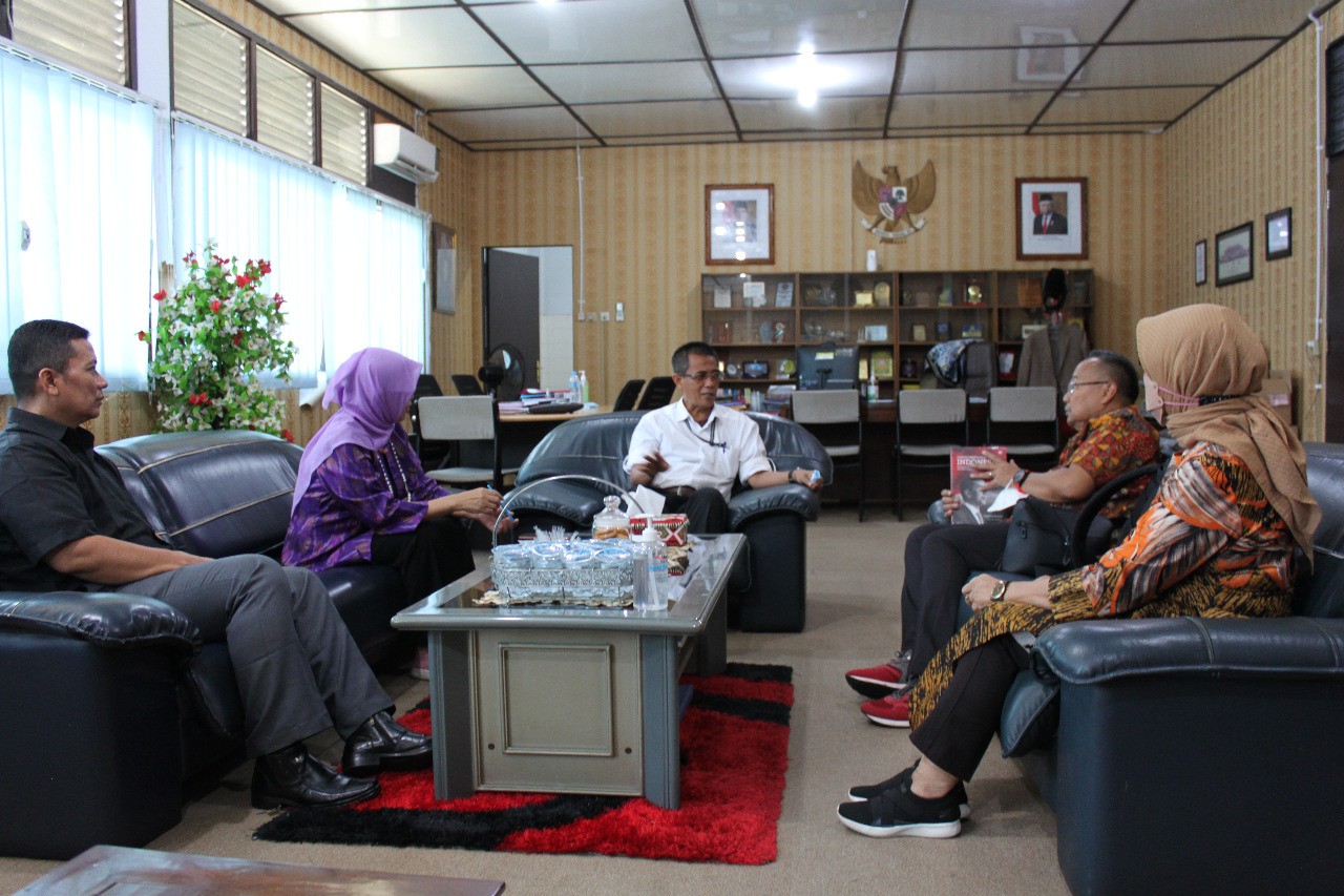 Sosialisasi Perda Kab Sanggau No. 1 Tahun 2017 Tentang Pengakuan Dan Perlindungan Masyarakat Hukum Adat