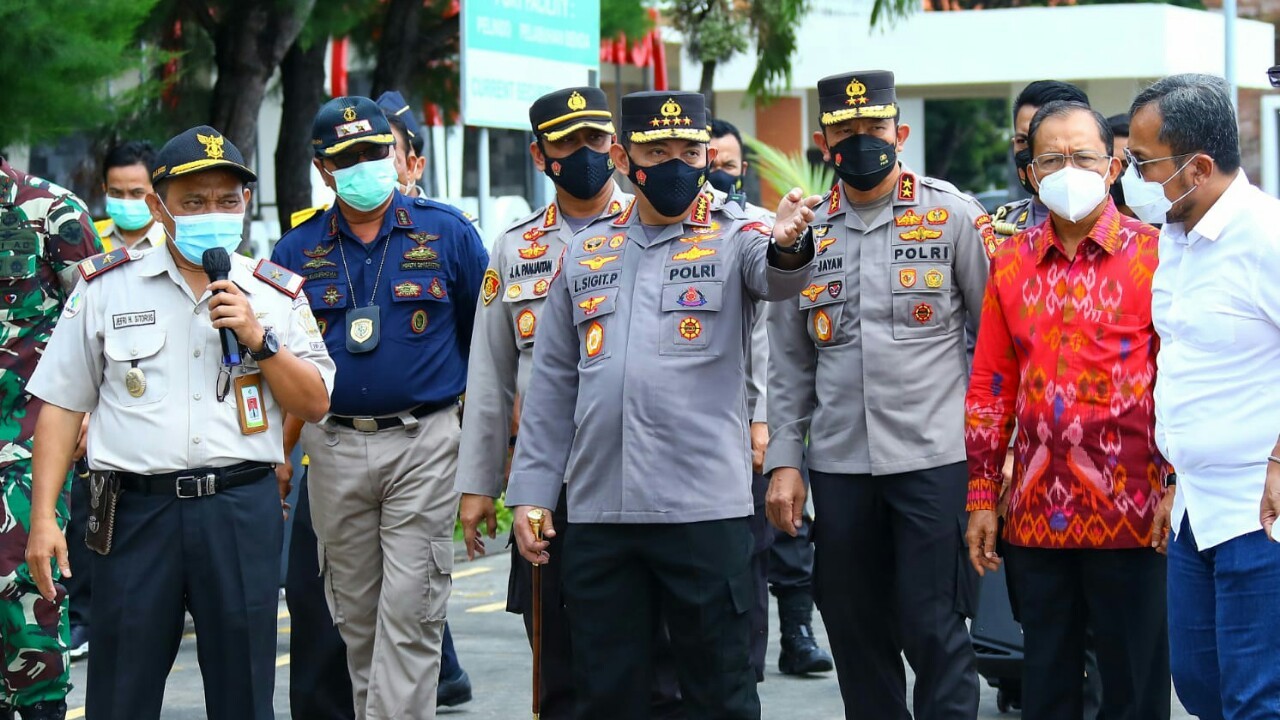 Tinjau Pelabuhan Benoa, Kapolri Minta Karantina Pelaku Perjalanan dari Luar Negeri Diperketat