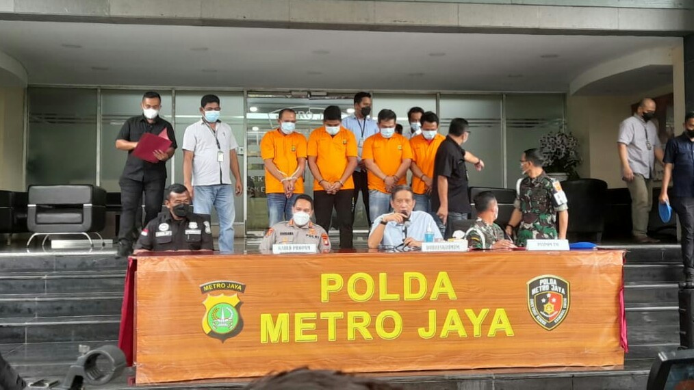 Lima Pengeroyok Anggota TNI Ditangkap, Eksekutor Penusukan Masih Diburu