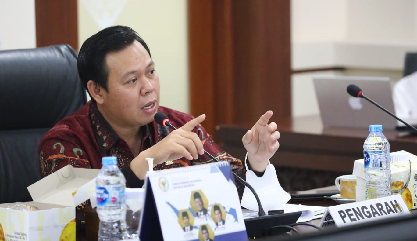 Bunga Utang Cekik Daerah, Sultan Minta PT SMI Jangan Jadi Lintah Darat