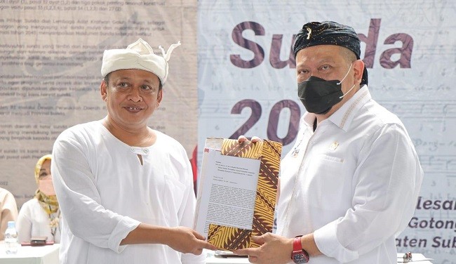 Dianggap Figur Tepat, Ketua DPD RI Diberi Amanat Perjuangkan Maklumat Sunda 