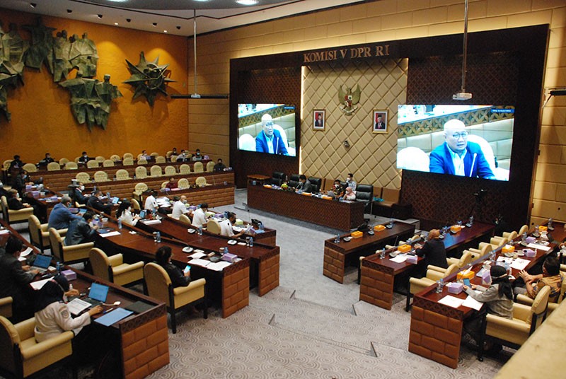 Komisi V DPR Gelar Raker Dengan Sekjen, Irjen Kementerian Perhubungan