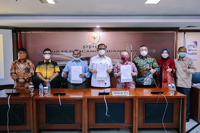 BAP DPD RI Gelar Rapat Gabungan Selesaikan Masalah Ganti Rugi Pembangunan SUTT/SUTET di Langkat
