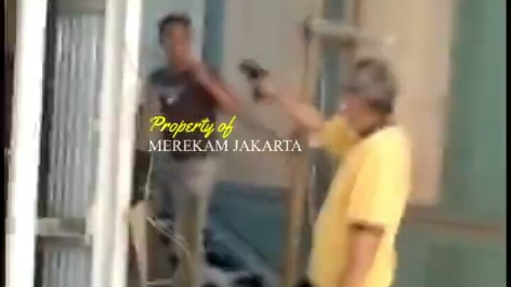 Todong Kuli Pakai Senpi, Pria Paruh Baya di Pondok Indah Dicari Polisi