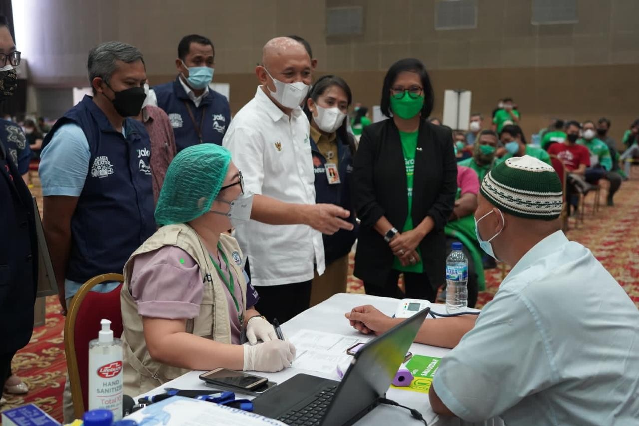 Di Grab Vaccine Center, Teten Optimis  Ekonomi UMKM Akan Kembali Pulih
