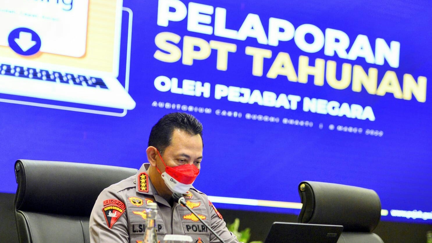 Kapolri Instruksikan Seluruh Anggotanya Jangan Sampai Telat Bayar Pajak