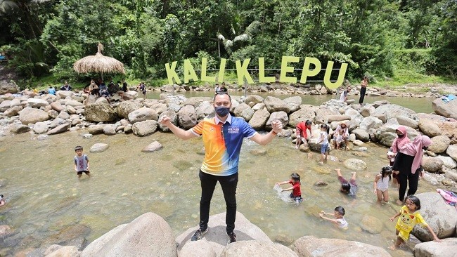 Nikmati Kuliner Durian di Kali Klepu, Ibas Berharap Wisata di Pacitan Bangkit