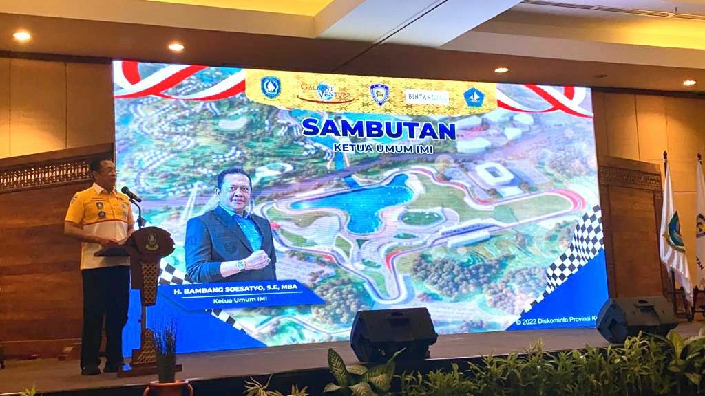 Ketua MPR RI Dukung Usulan Jokowi Dianugerahi Gelar Bapak Otomotif