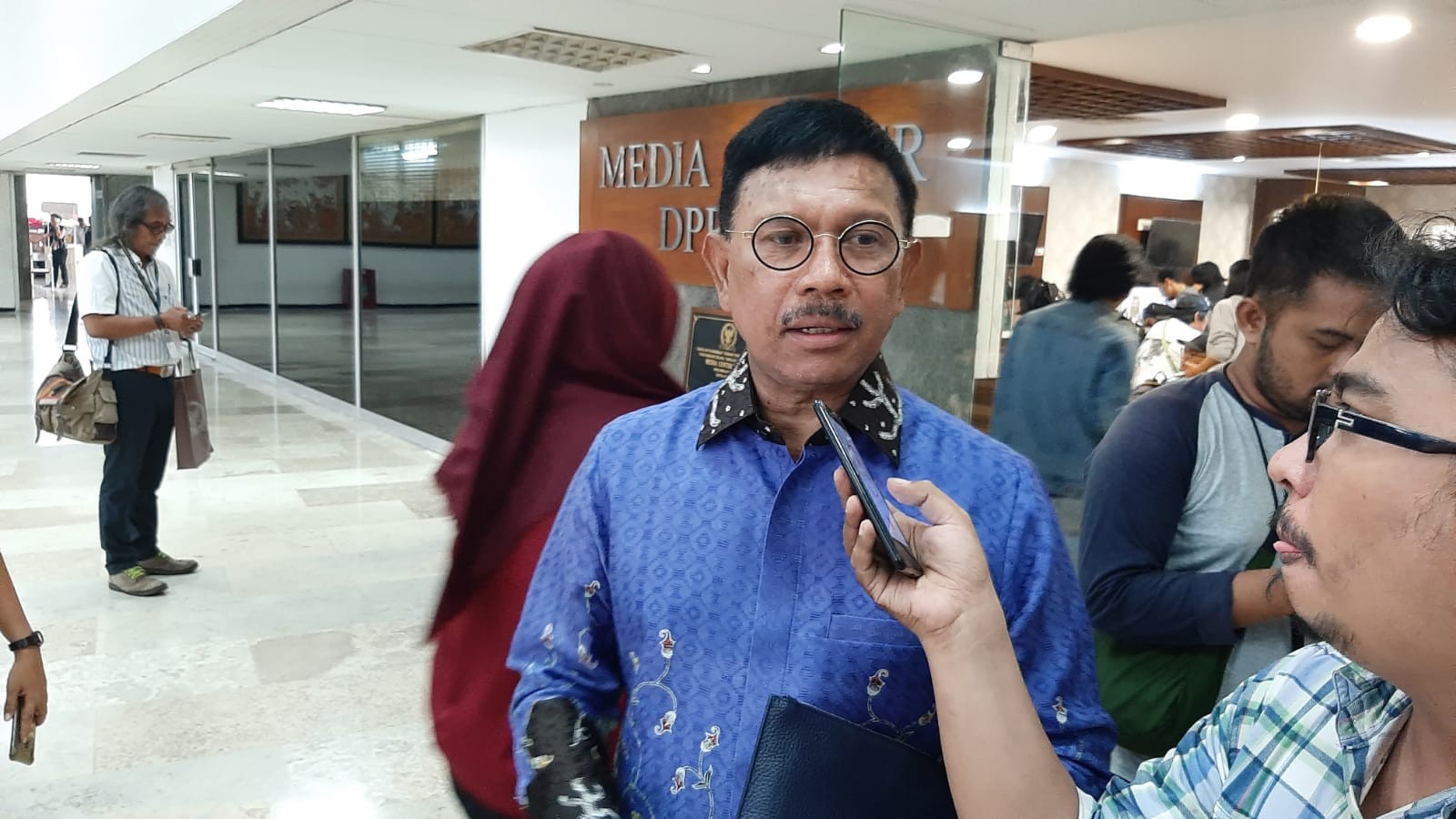 Besok Jokowi Kumpulkan Jajaran Menteri, Isu Reshuffle Rabu PON?