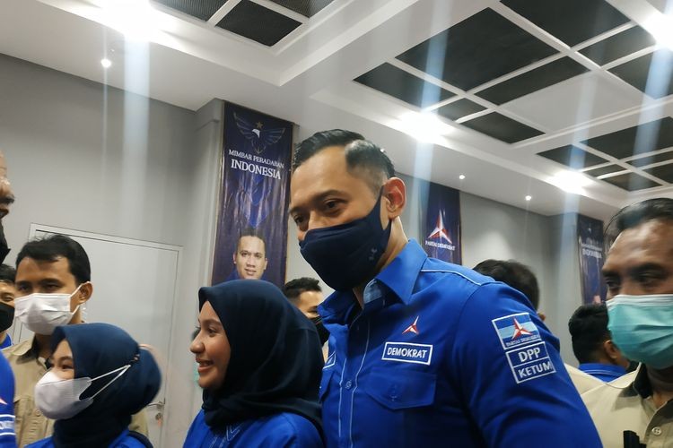 Pengamat Saran AHY Jangan Panik, Hadapi Saja