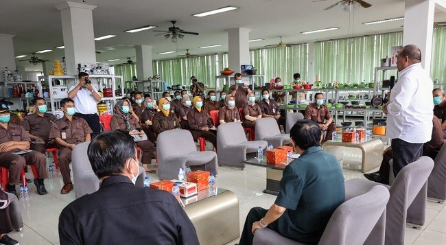 Serikat Pekerja PT Maspion Group Curhat Minyak Goreng dan Pertamax ke Ketua DPD RI