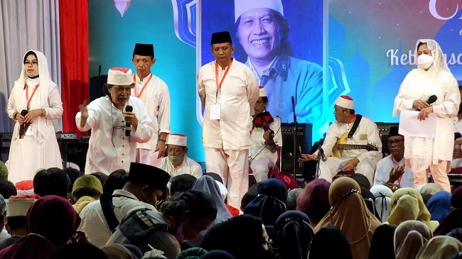 Cak Nun: Mbak Puan Jauh Lebih Tajam dan Bijaksana