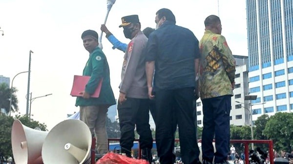 Jamin Kebebasan Berekspresi, DPR: Statemen Kapolri Harus Dipedomani Jajaran Polri