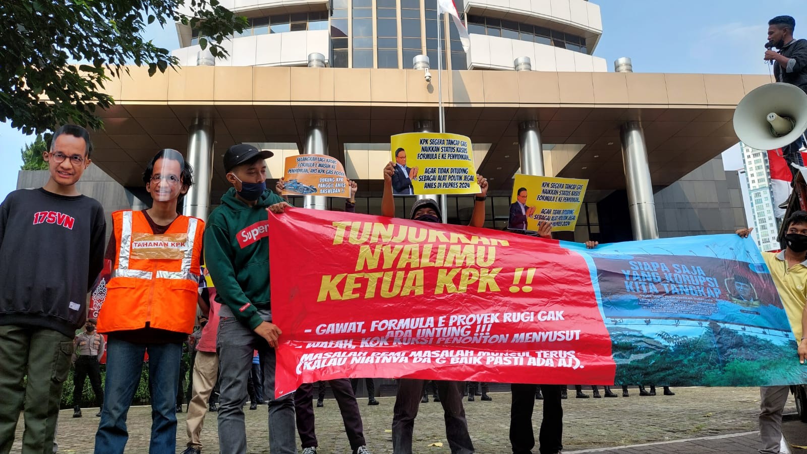 Massa Satgas Pemburu Koruptor Formula E Minta KPK Segera Surati BPK untuk Audit Investigatif