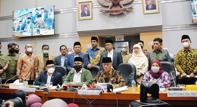 Komisi VIII DPR Bersama Kemenag Sepakati Biaya Haji Sebesar 39 Juta