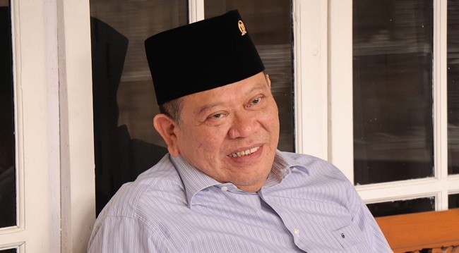 Ketua DPD RI Minta Pemerintah Patuhi Putusan MA Soal Vaksin Halal