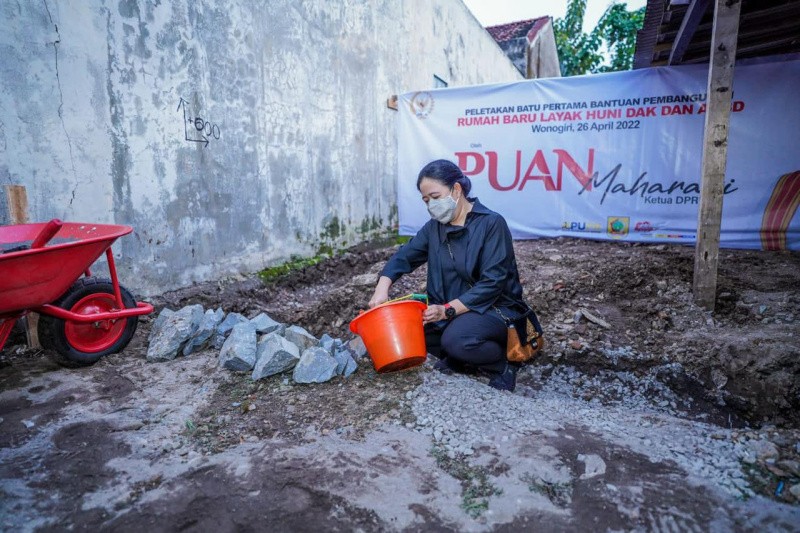 Cek Bantuan Bedah Rumah, Puan: Negara Hadir Dalam Penyedian Rumah Layak Huni