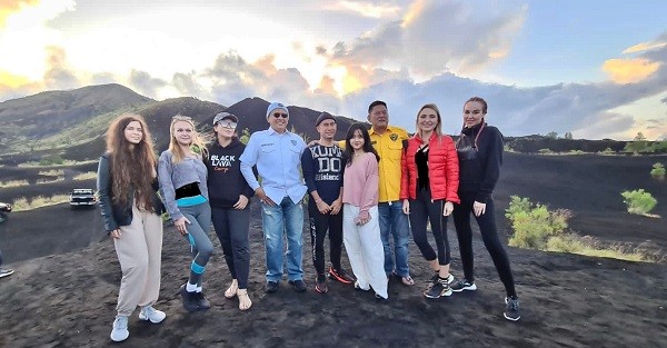 Bambang Soesatyo Dukung Pengembangan Black Lava Adventure Gunung Batur Bali 