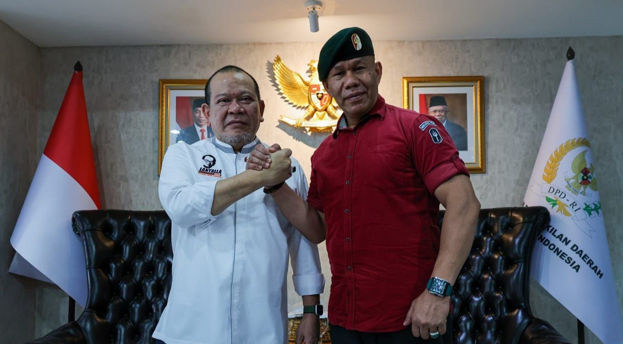 Silaturahmi ke Ketua DPD RI, Ruslan Buton Prihatin dengan Kondisi Bangsa