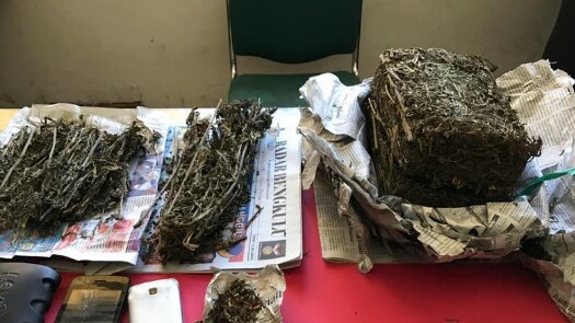 Ganja Tiga Kilogram Tergeletak di Pinggir Jalan, Polisi Buru Pemiliknya