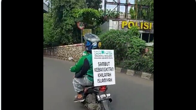 Polisi Tengah Identifikasi Pelaku Konvoi Motor Beratribut Khilafah di Cawang