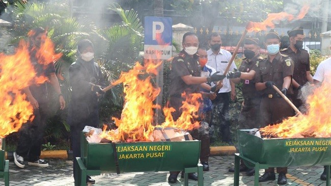 Kejari Jakpus Musnahkan Barang Bukti Perkara Narkotika, Ada Kokain Hingga Shabu-Shabu