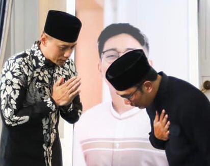 Takziah ke Rumah Kang Kamil, AHY Sampaikan Belasungkawa untuk Eril